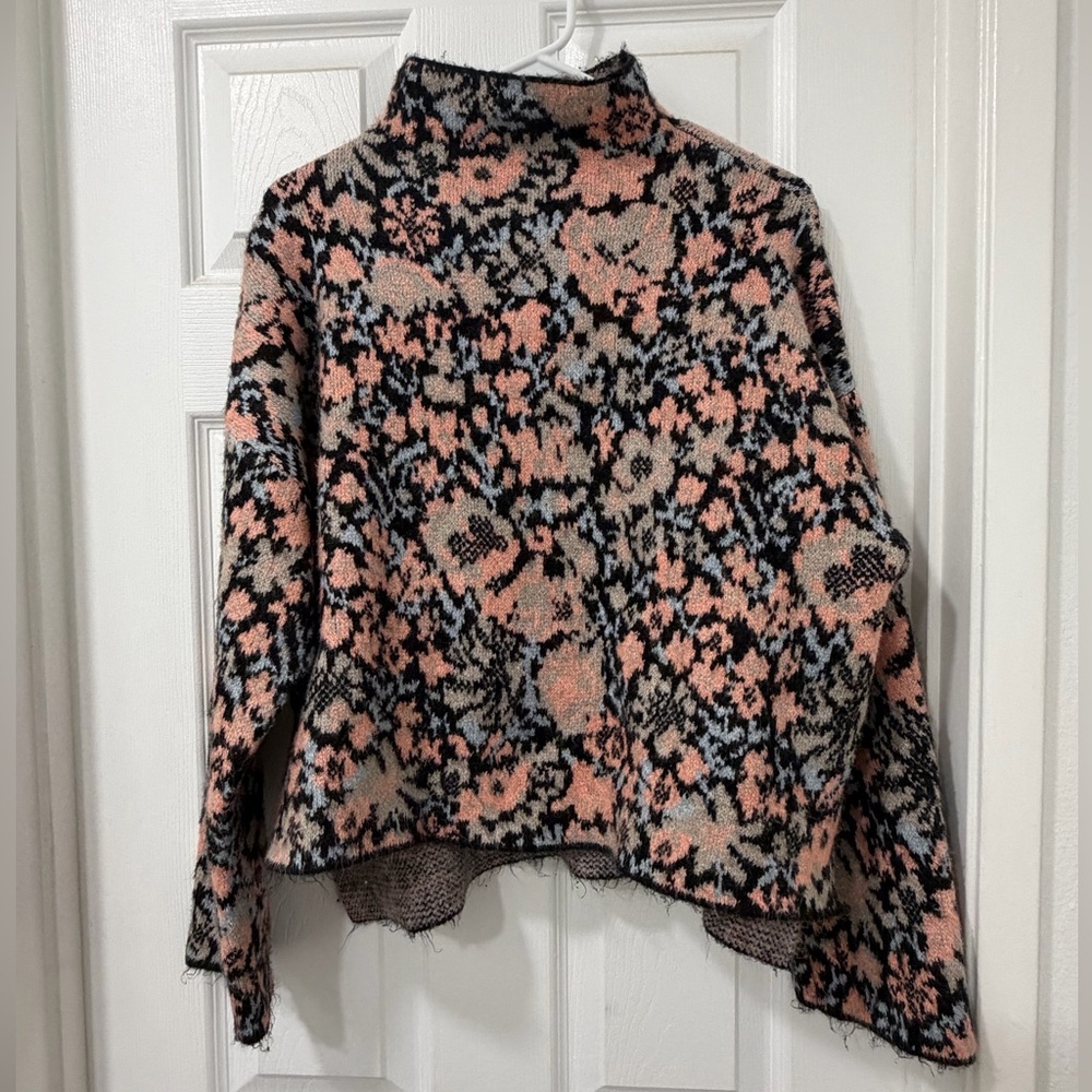 Zara Women's Pink and Gray Knit Sweater